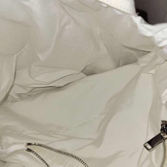 Low Classic Women's Natural Shirring String Shoulder Bag Excellent White - Picture 12 of 12